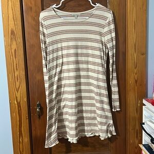 Wonderly Girls Long-Sleeved dress, Size XL